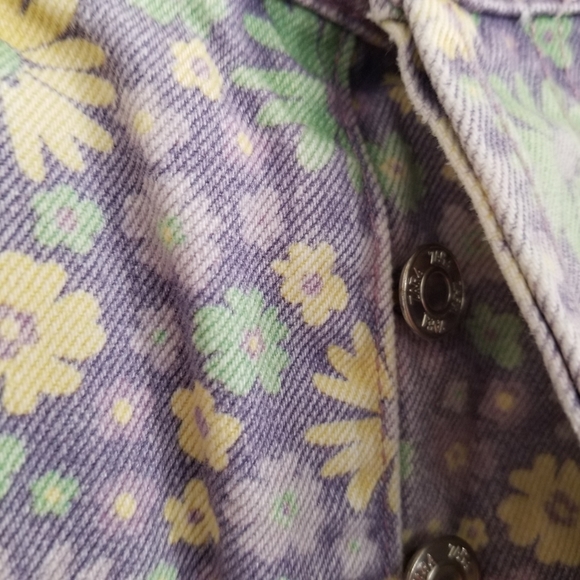 Zara Purple Daisy Printed Denim Shorts Size 0 - Picture 3 of 6